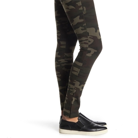 NWT SANCTUARY || Anthropologie Runway Printed Camo Grease Leggings S - Picture 5 of 10
